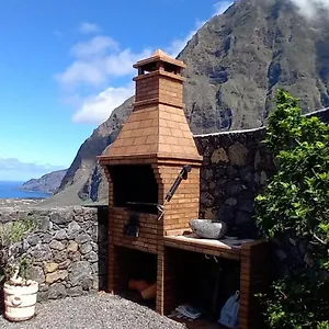 https://vv-lopez-aguilar.in-canary-islands.com